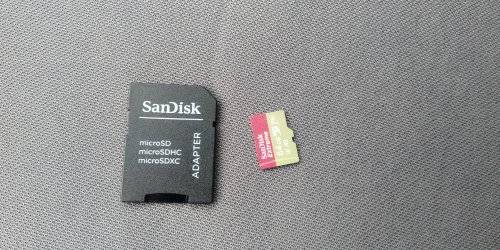 Фото Карта пам'яті SanDisk 64 GB microSDXC UHS-I U3 Extreme A2 + SD Adapter SDSQXA2-064G-GN6AA від користувача XOI