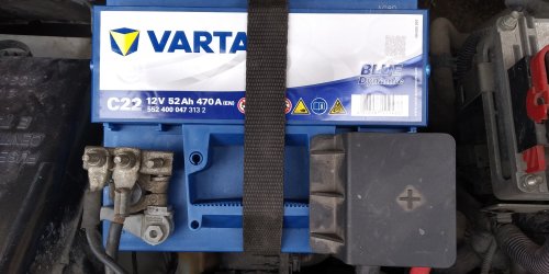Фото Автомобільний акумулятор Varta 6СТ-52 BLUE dynamic C22 (552400047) від користувача XOI