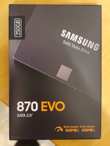 Фото SSD накопичувач Samsung 870 EVO 250 GB (MZ-77E250BW) від користувача Ironhide
