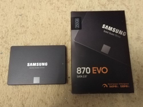 Фото SSD накопичувач Samsung 870 EVO 250 GB (MZ-77E250BW) від користувача 