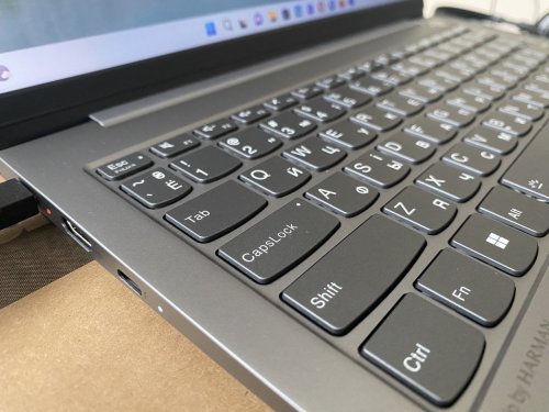 Фото Ноутбук Lenovo ThinkBook 13s G4 IAP (21AR000XRA) від користувача Andrew
