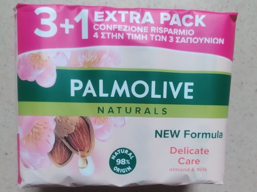 Фото  PALMOLIVE Мило  Naturals 3+1 Мигдальне Молочко 90 г від користувача jozefin L