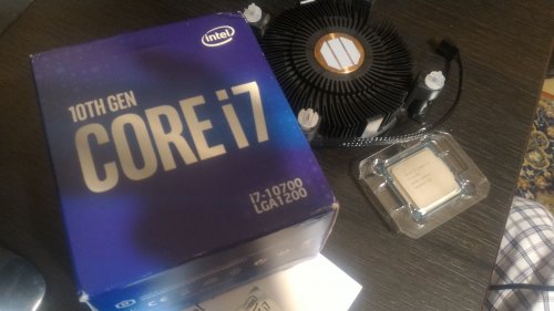 Фото Процесор Intel Core i7-10700 (BX8070110700) від користувача Naz