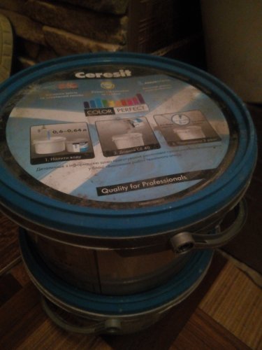 Фото Затирка (фуга) для плитки Ceresit СЕ 40 Aquastatic 2 кг светло-серый від користувача Seem