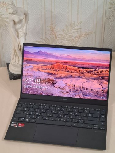 Фото Ноутбук ASUS ZenBook 13 OLED UM325UA Pine Gray (UM325UA-KG089) від користувача lordak