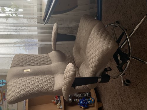 Фото Офісне крісло для керівника Kulik-System ELEGANCE с подголовником экокожа голубой (ID 1001) від користувача Оксана Волошина