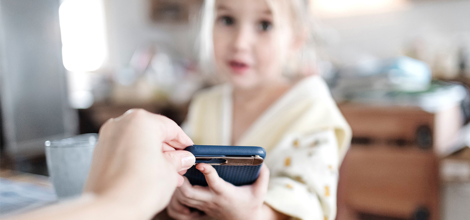 Вибираємо перший смартфон для дитини #2 - фото в блоге (гиде покупателя) hotline.ua